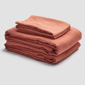 Piglet Linen Sheet Set